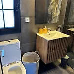 Premium - New Tropical Casa Oasis - Fast Wi-fi !! Swimming Pool !! Tv *