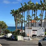 Premium - New Tropical Casa Oasis - Fast Wi-fi !! Swimming Pool !! Tv