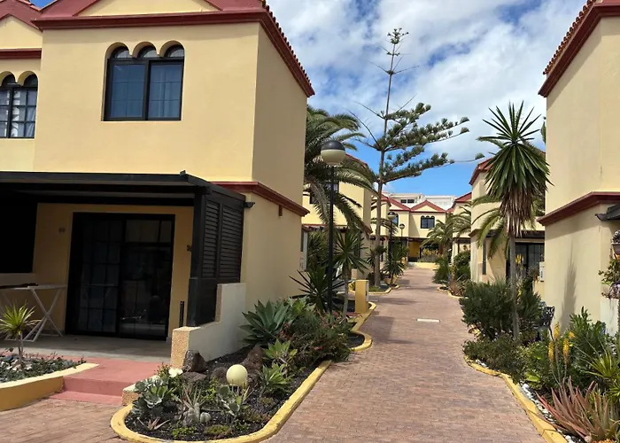 Lägenhet Premium - New Tropical Casa Oasis - Fast Wi-fi !! Swimming Pool !! Tv *