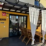 Lejlighed Premium - New Tropical Casa Oasis - Fast Wi-fi !! Swimming Pool !! Tv