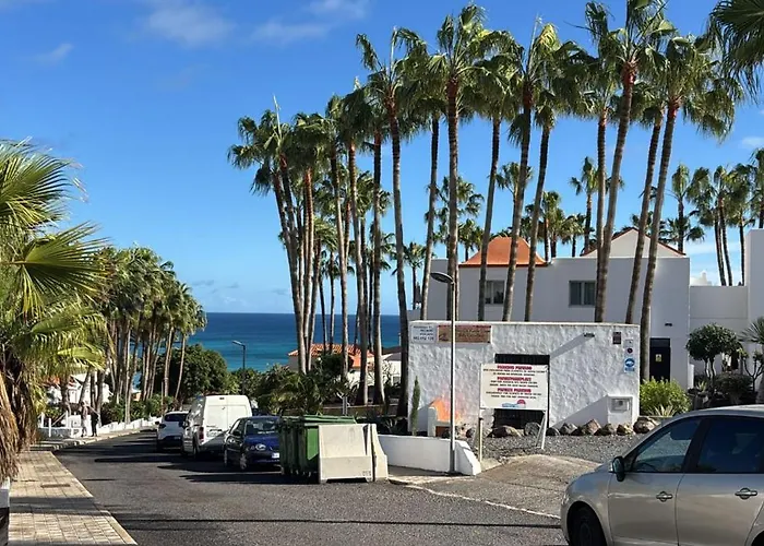 Premium - New Tropical Casa Oasis - Fast Wi-fi !! Swimming Pool !! Tv