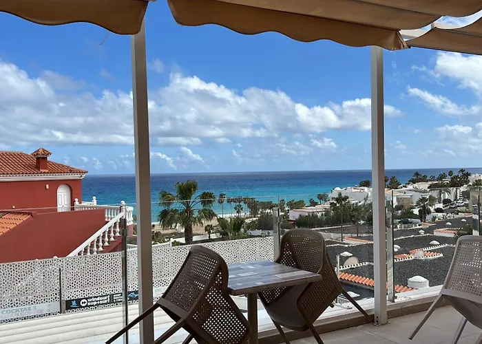 Premium - New Tropical Casa Oasis - Fast Wi-fi !! Swimming Pool !! Tv *